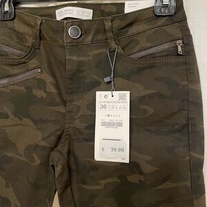 Zara Camo Army Print Jeans size 4